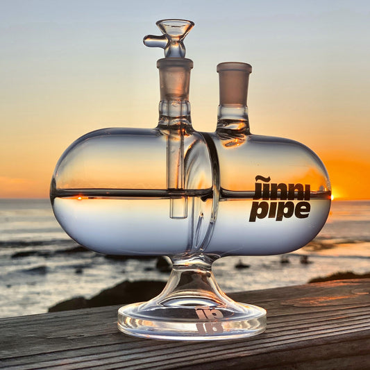 Jinni Pipe - 7" Infinity Gravity Water Pipe