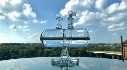 Jinni Pipe - 7" Infinity Gravity Water Pipe