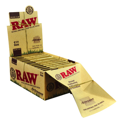 RAW® - Organic Hemp Artesano Rolling Papers 1¼ (50ct) - Display of 15